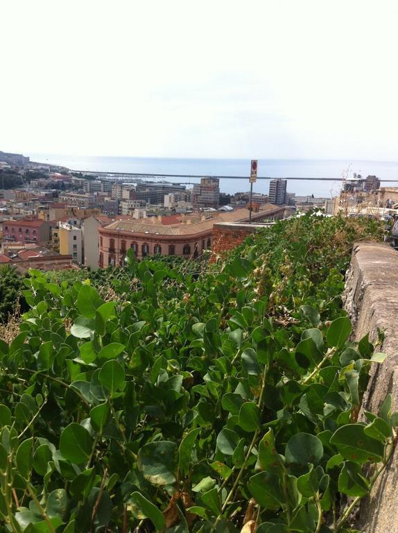 Little Cagliari Apartment Exterior foto